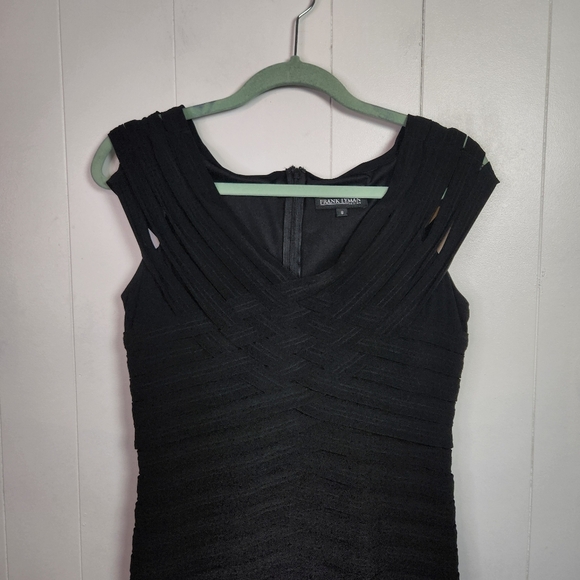 Frank Lyman Black Shutter Bandage V-Neck Cap Sleeve Sheath Dress Stretch Size 8 - Picture 3 of 12